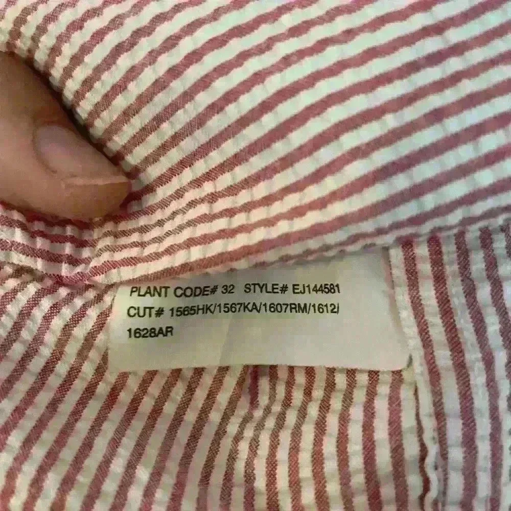 Red and White boys size medium Ralph Lauren seersucker shirt‎